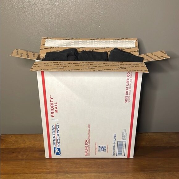 ⚡️Nike Men's Medium (6-8) Crew Socks 12 Pack NWOT - Picture 2 of 2